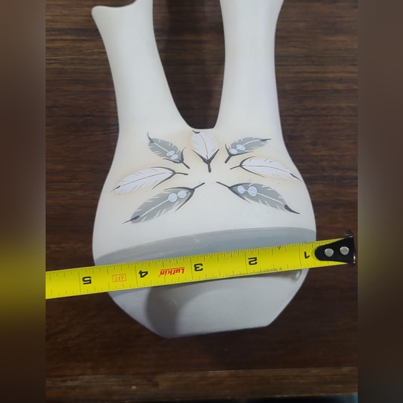 Native American Handcrafted Wedding Vase with Feather Design - Picture 3 of 10